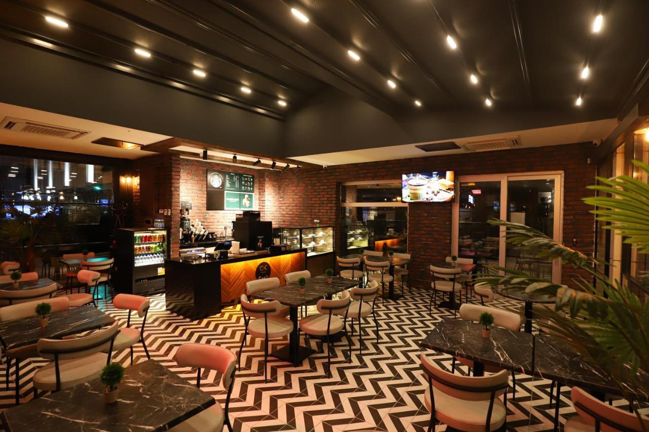 Ck Farabi Hotel