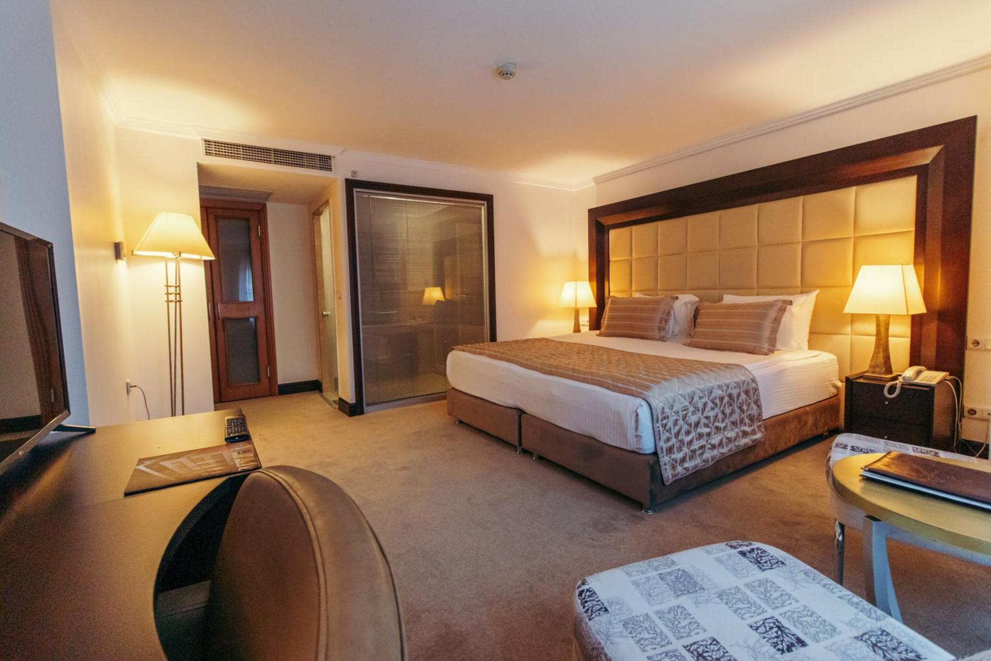 Ck Farabi Hotel