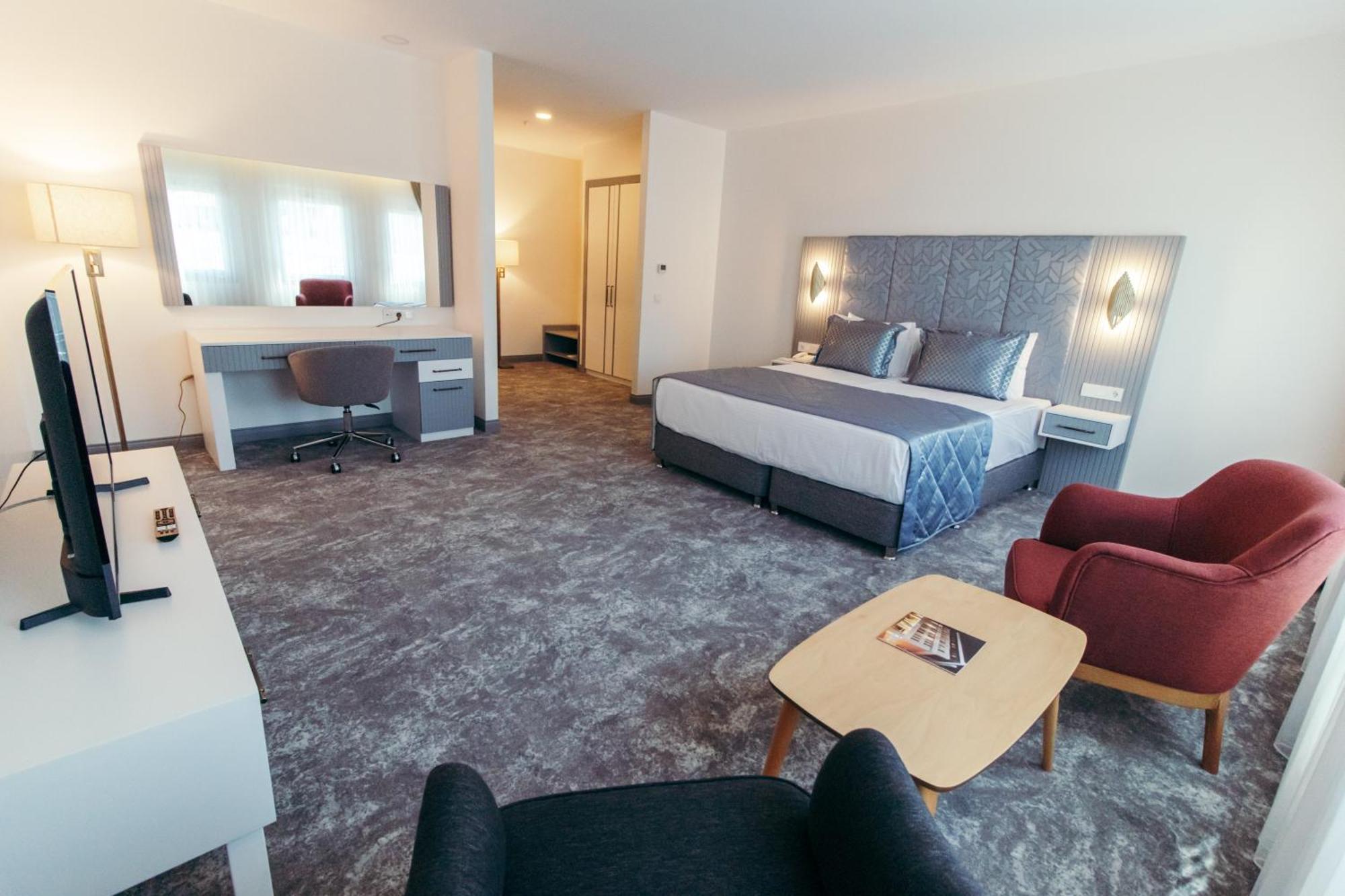 Ck Farabi Hotel 4*