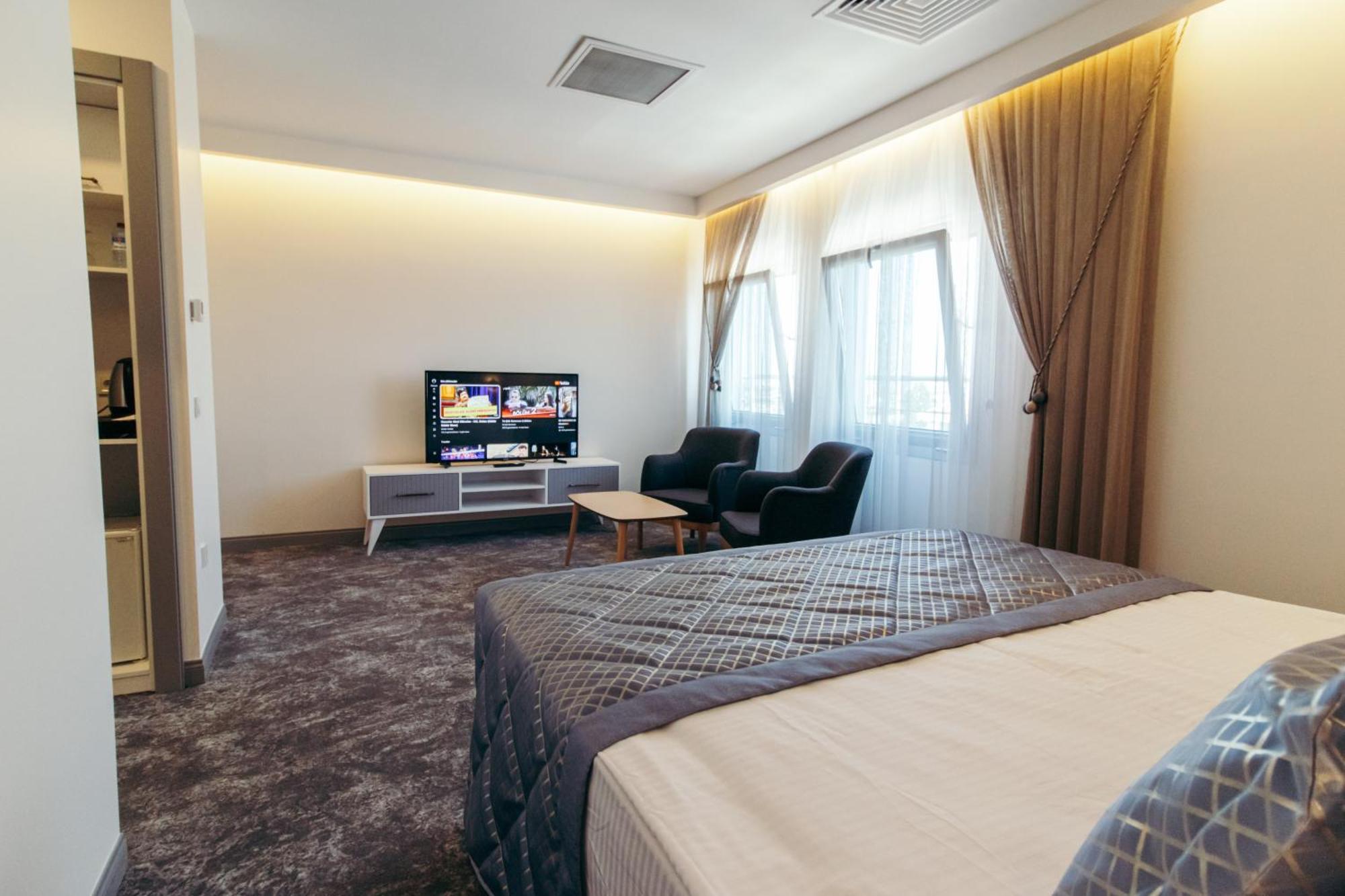 Ck Farabi Hotel 4*