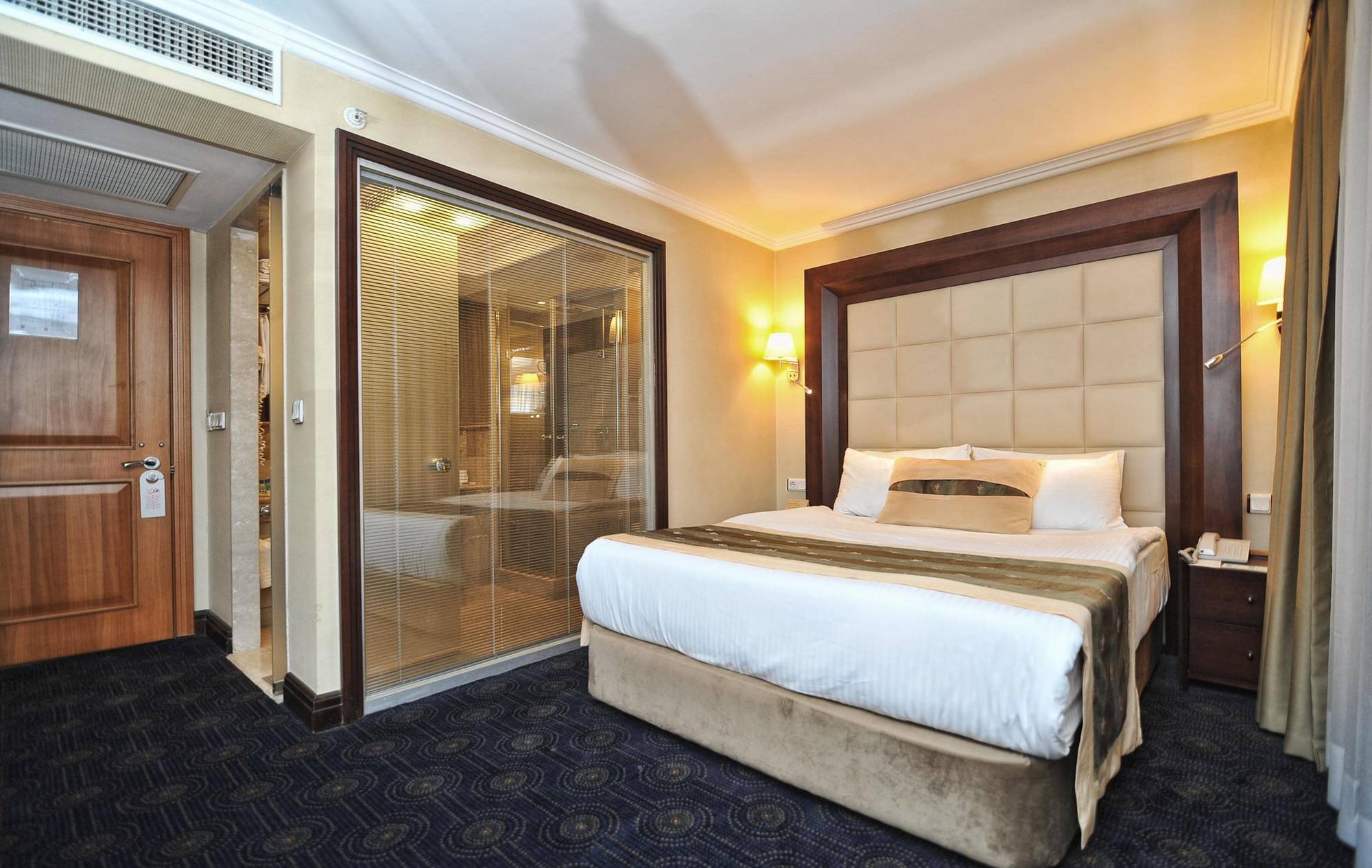 Hotel Ck Farabi 4*