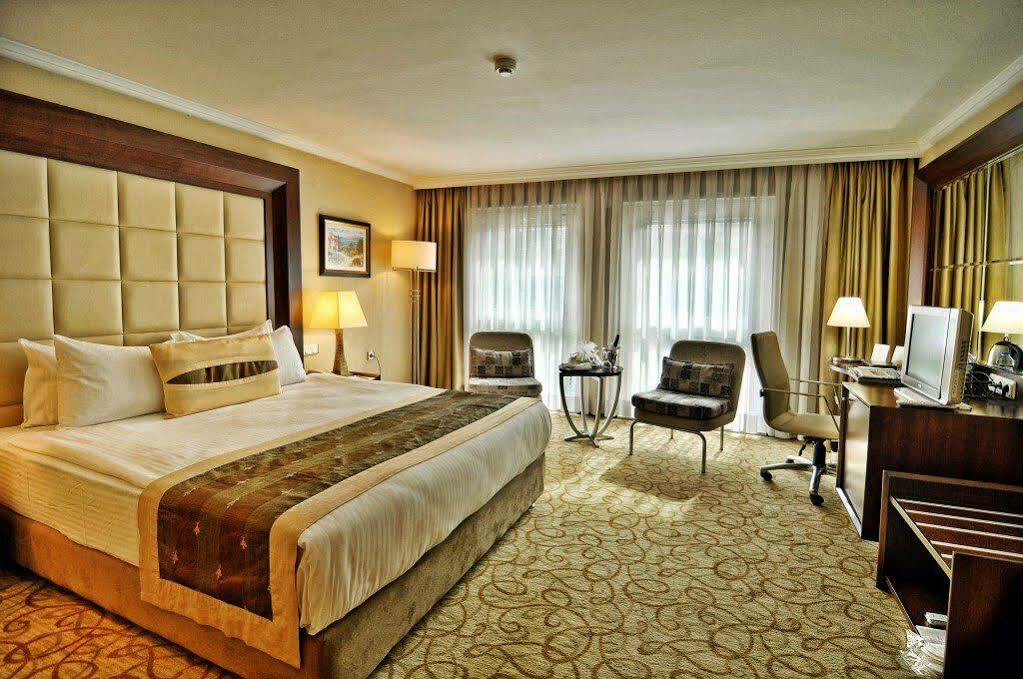 Ck Farabi Hotel 4*