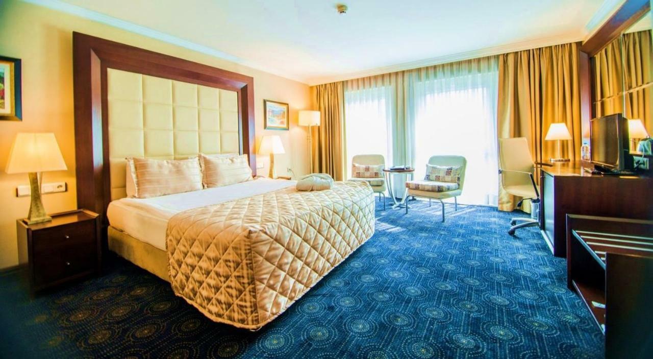 Ck Farabi Hotel